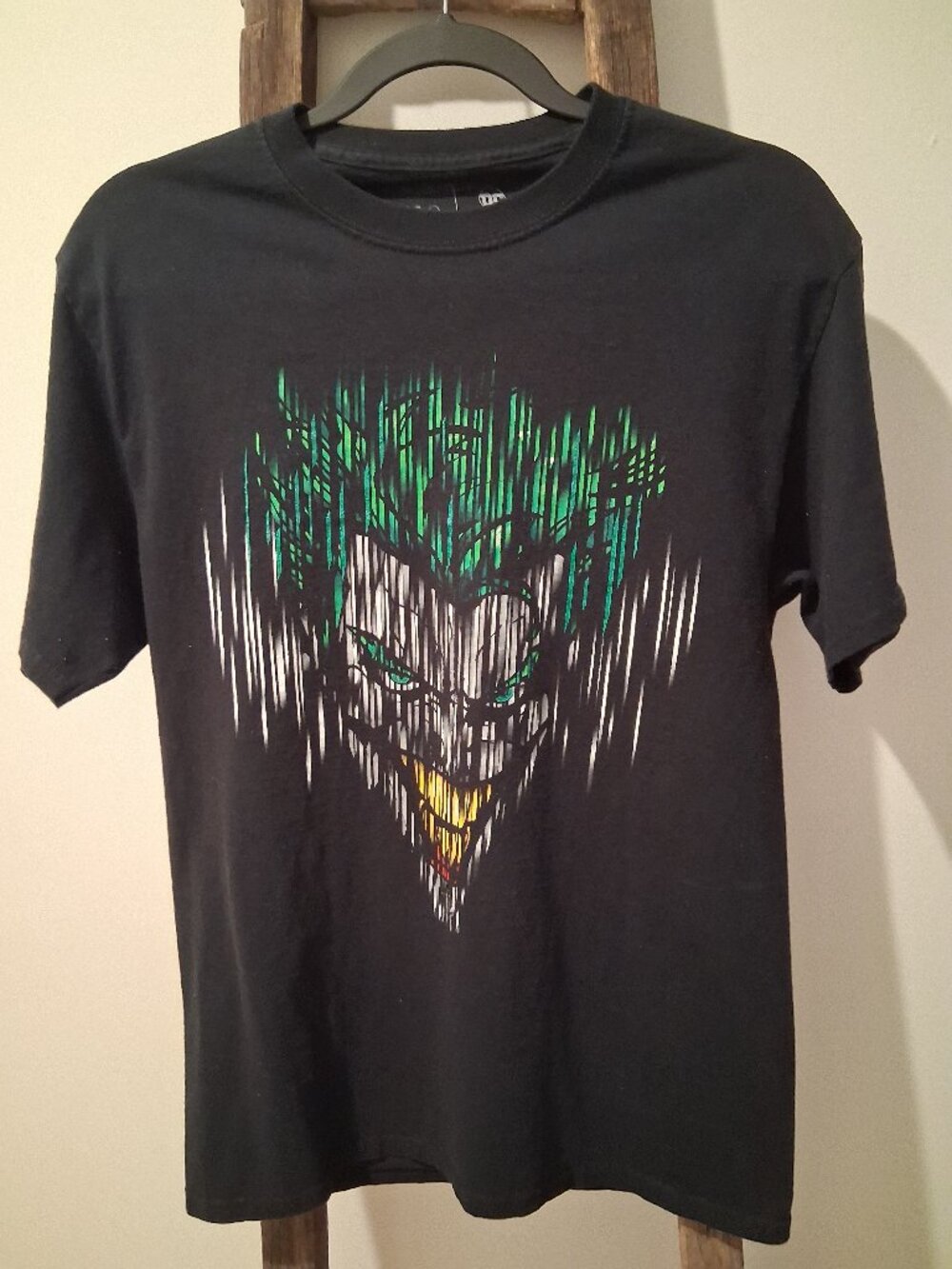 SIx Flags Batman The Ride - Joker Size Medium T-Shirt